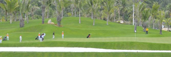 diamond 1 Sân chơi golf Diamond Bay sẽ hoàn thành 9 lỗ trước tháng 12/2010