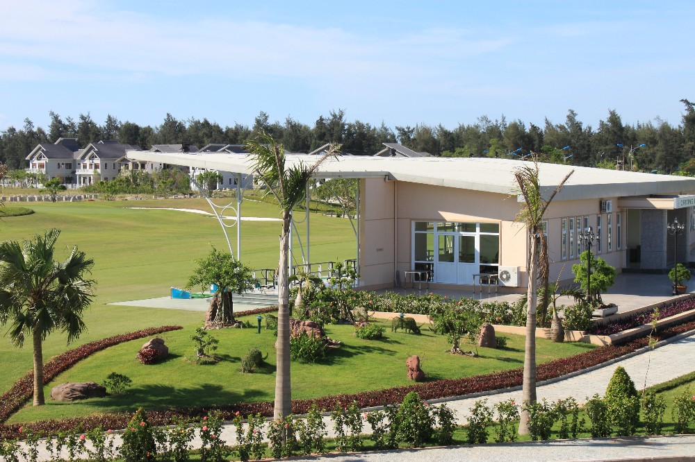  Sân chơi golf : Cửa Lò Golf Resort 