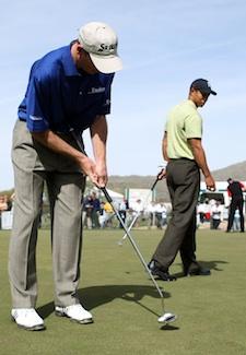 jim furyk tiger woods belly putter USGA lẫn R&A đề xuất luật mới nhất cấm dùng gậy gạt cán dài (phần 2