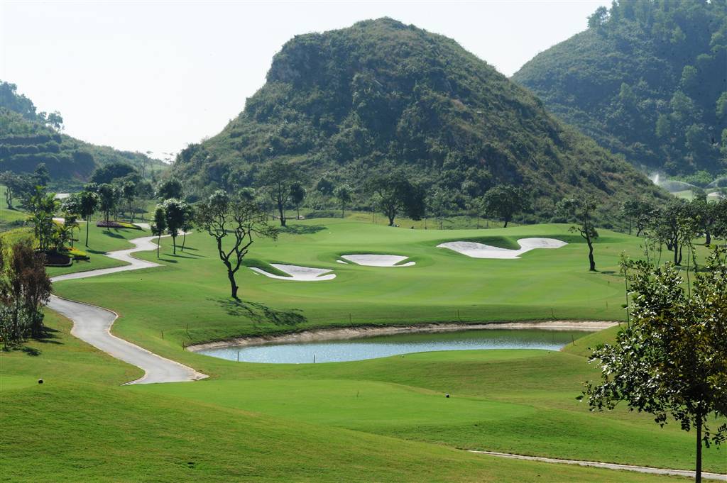 resized DSC 2441 Sân chơi golf Hoàng Gia – Điểm hẹn Golfer giữa cố đô Hoa Lư