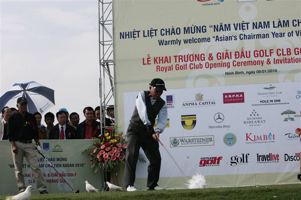 resized IL0U0043 Sân chơi golf Hoàng Gia – Điểm hẹn Golfer giữa cố đô Hoa Lư