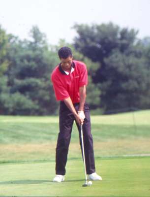 tiger wood 1992 1 Cách đánh cú Swing của Tiger Woods (phần 1)