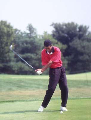 tiger wood 1992 5 Cách đánh cú Swing của Tiger Woods (phần 1)