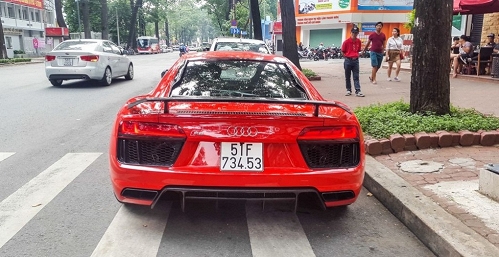 20160726092306 phanthanh 3 Bắt gặp Audi R8 V10 Plus của Phan Thành dạo phố cuối tuần