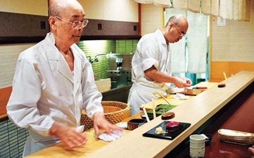 tho lam sushi 1 Đây là những triết lý khởi nghiệp của nghệ sĩ sushi