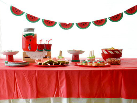 Watermelon Tablecloth Hướng dẫn cách bài trí bàn tiệc dưa hấu cho hè rực rỡ