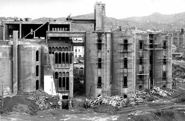 toanha210114 1 Chiêm ngưỡng tòa nhà siêu “chất” cải tạo từ nhà máy bỏ hoang