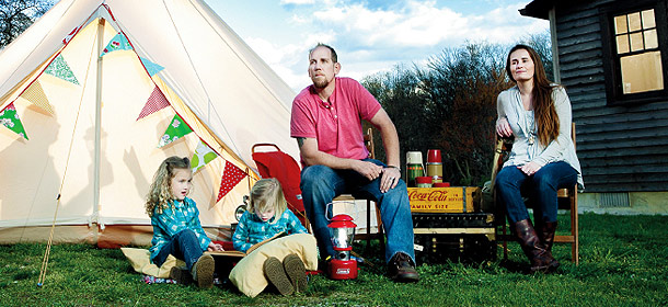 suburban camping chris kella macphee Cách tạo dựng cơ nghiệp từ thú vui cắm trại trong sân nhà